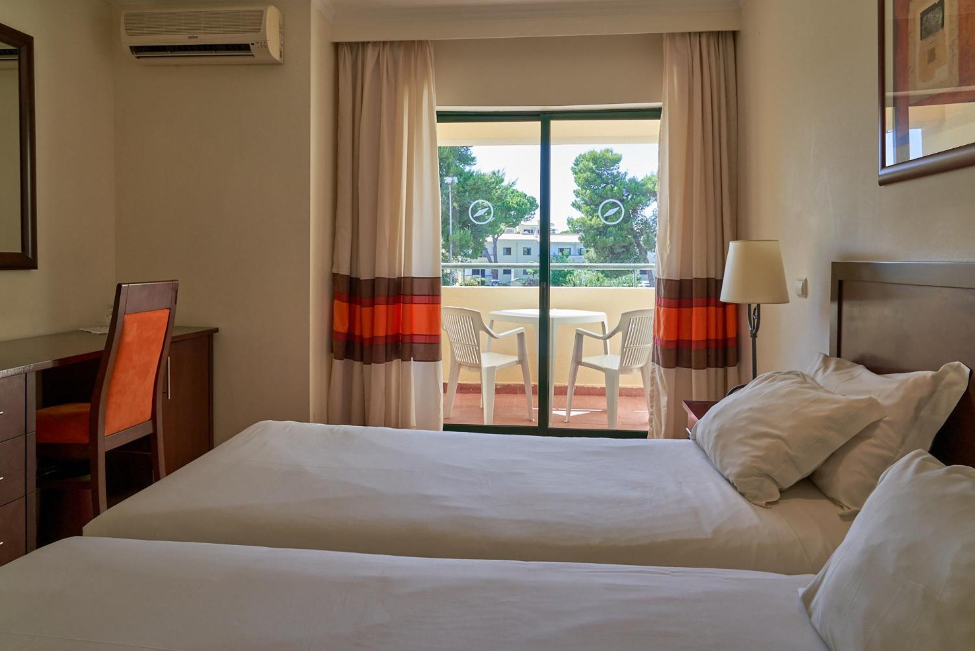 The Navigator Hotell Alvor Eksteriør bilde